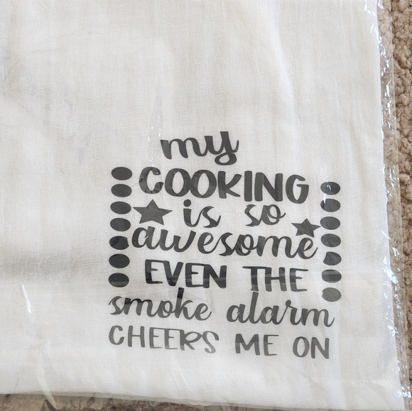 Bundle of 4 Screen Print Kitchen Towels - Picture 5 of 6